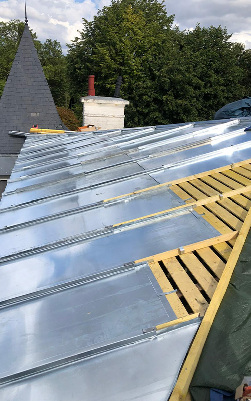 Travaux de zinguerie au Vésinet (78110) – Les Compagnons Moëllo, couvreurs-zingueurs dans les Yvelines